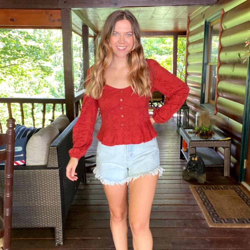 Women's Red Eyelet Peplum Button-Front Top